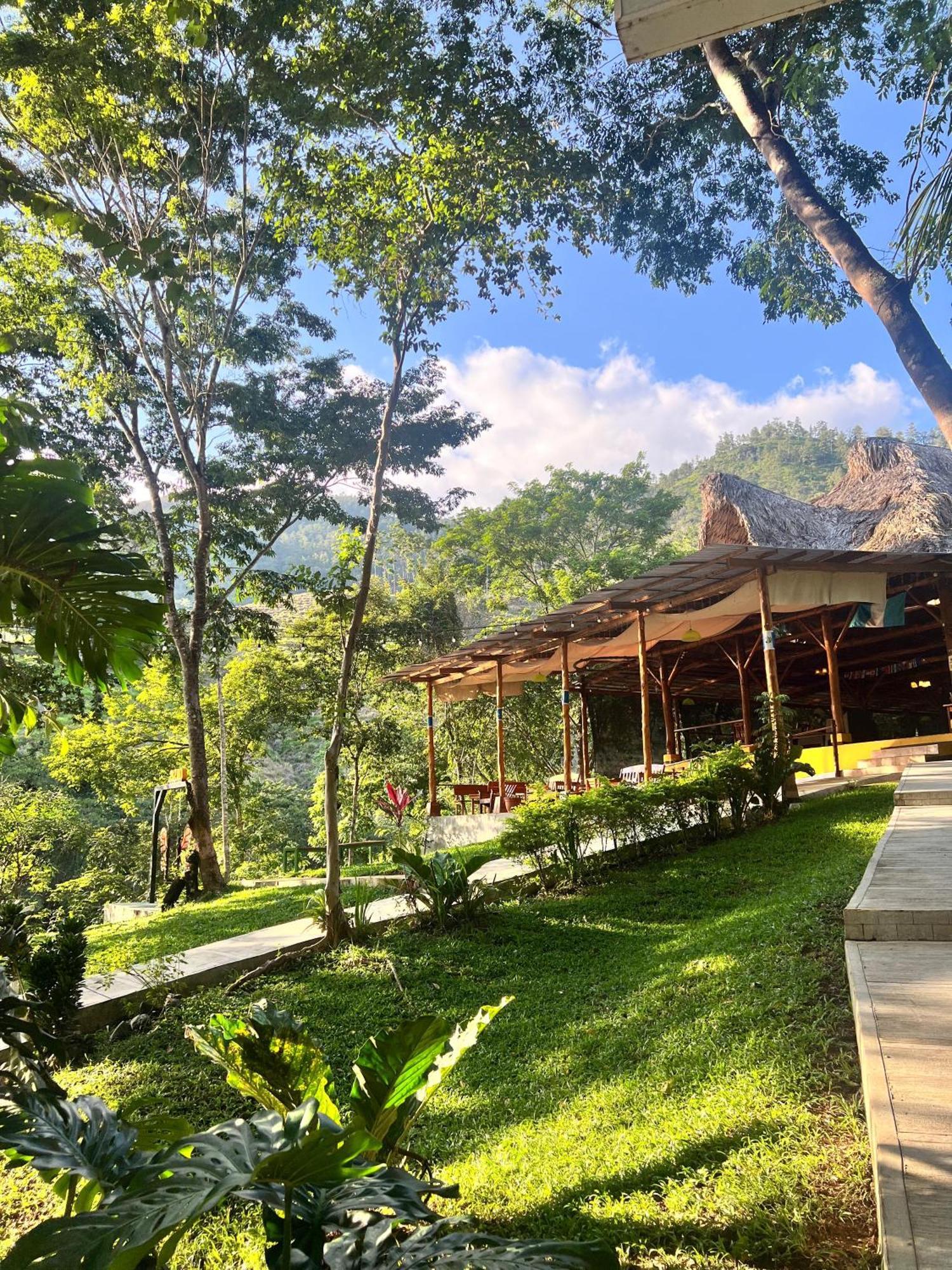 Lanquín Oasis The Traveler旅舍 外观 照片